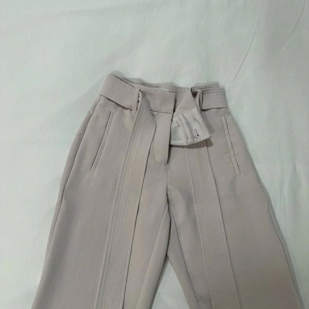 Aritzia Wilfred tie front light pink pants